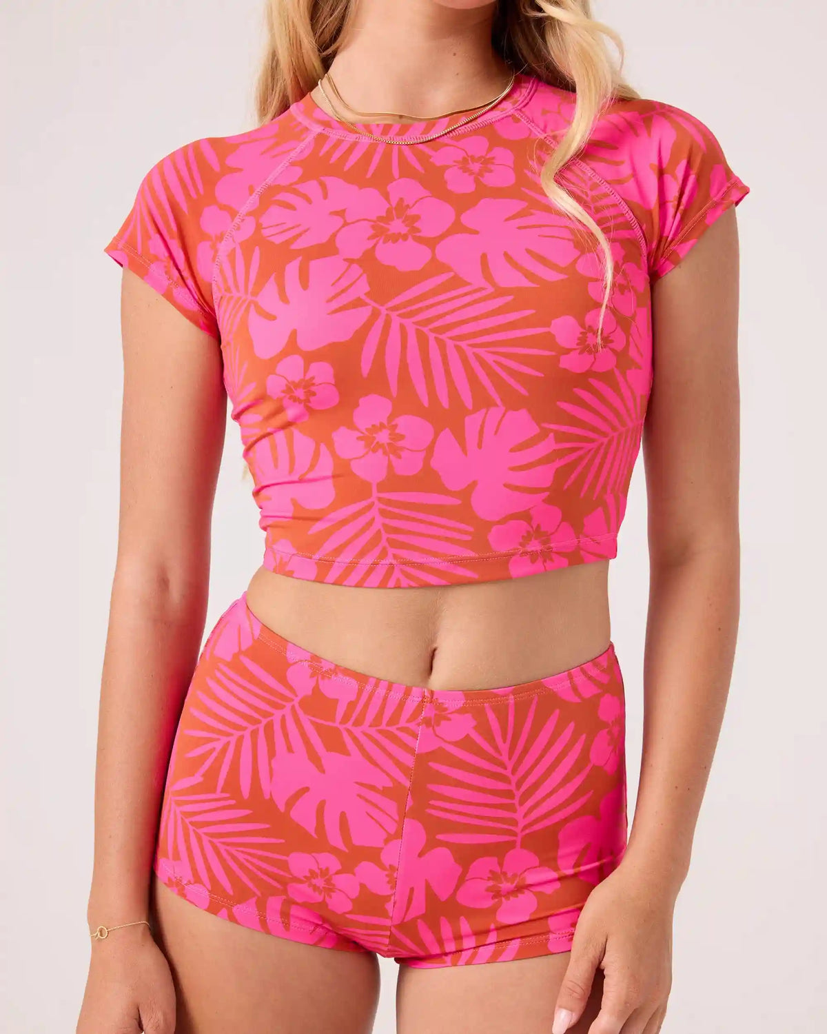 Sun Chasers Crop Rashguard